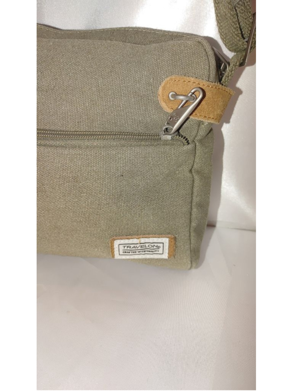 Travelon Anti-Theft Heritage RFID Crossbody Bag in Sage - Picture 4 of 12